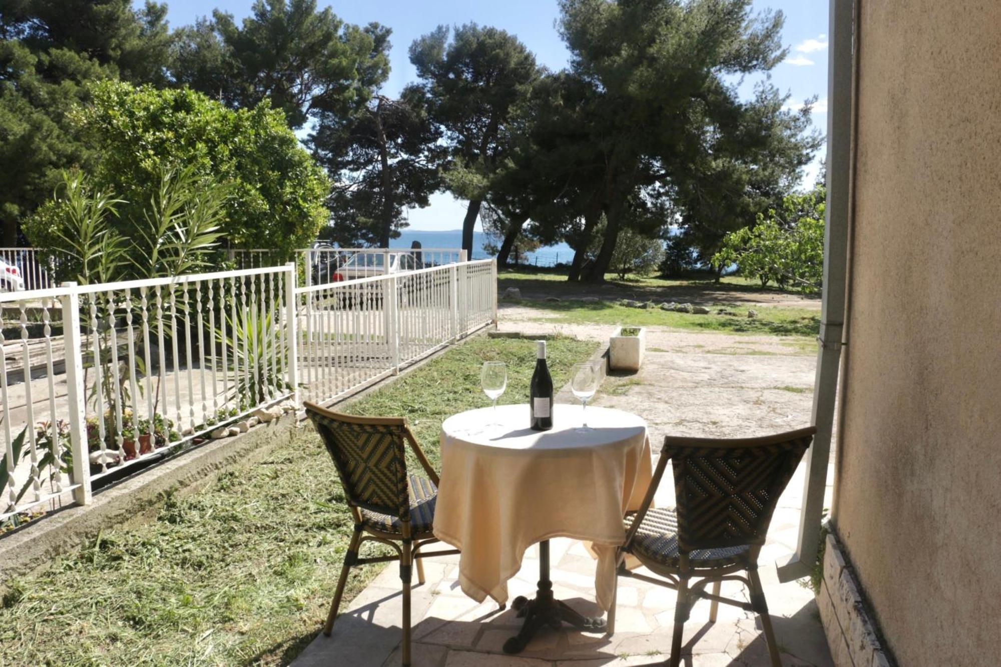 Beachfront Apartment Drazen, With Garden And Parking Split Exterior foto