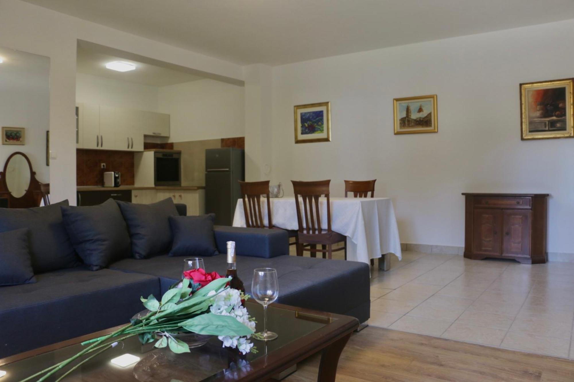 Beachfront Apartment Drazen, With Garden And Parking Split Exterior foto