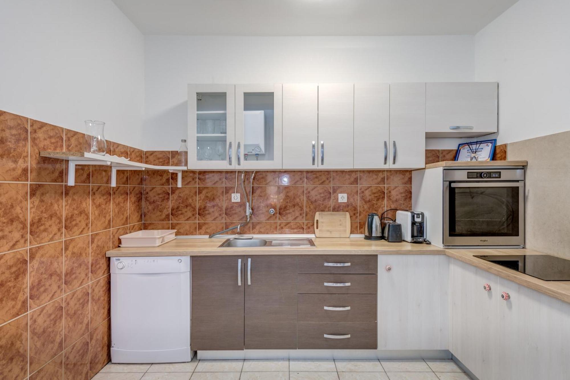 Beachfront Apartment Drazen, With Garden And Parking Split Exterior foto