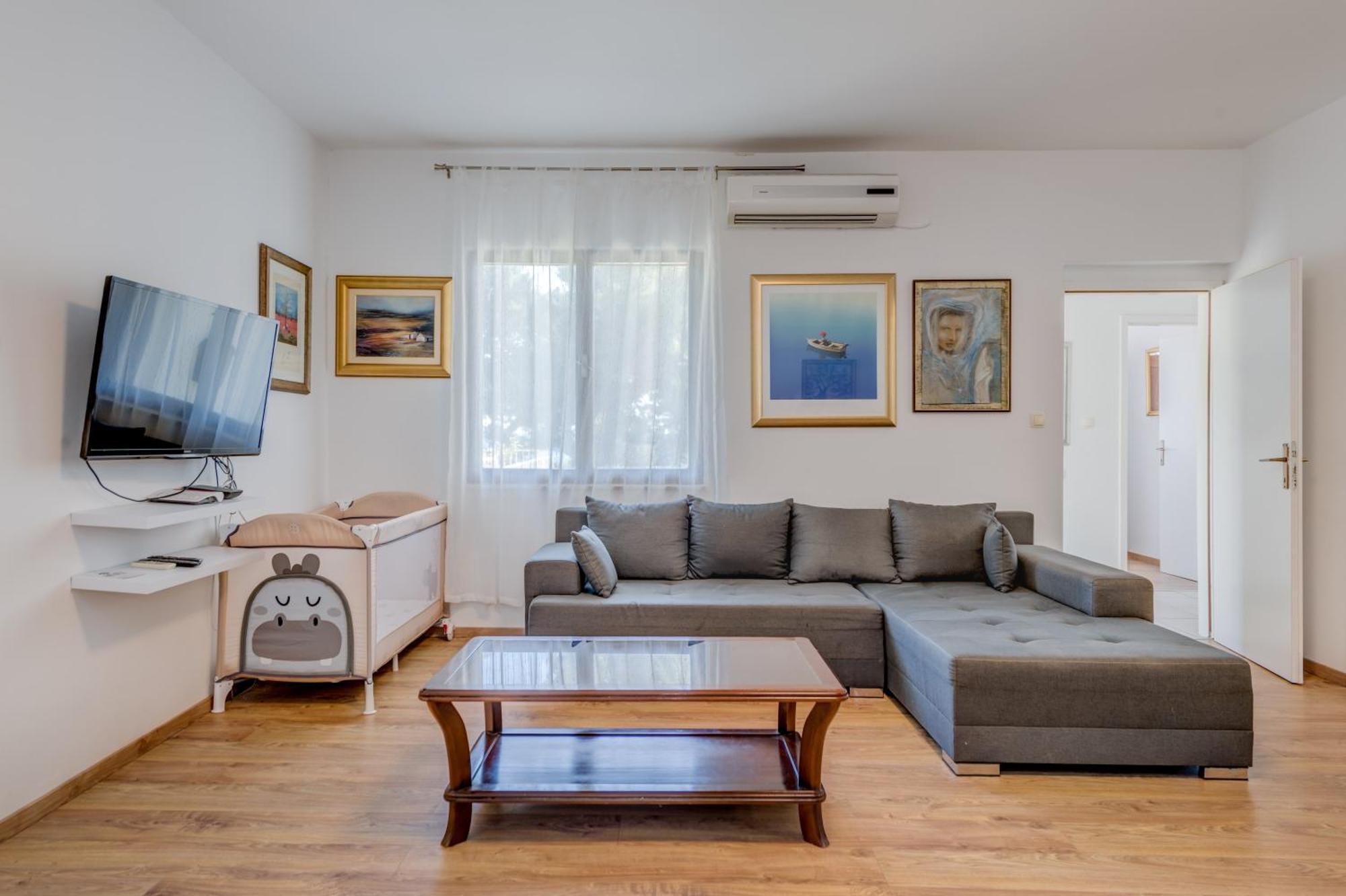 Beachfront Apartment Drazen, With Garden And Parking Split Exterior foto