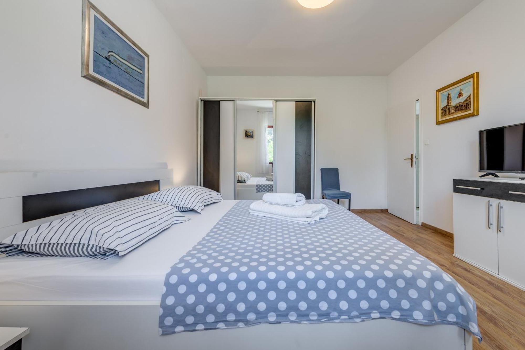 Beachfront Apartment Drazen, With Garden And Parking Split Exterior foto